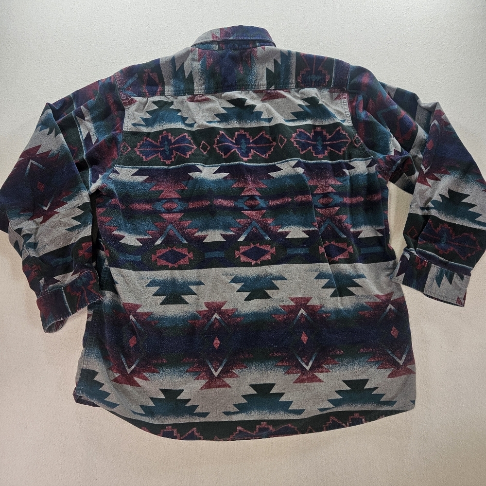 Vintage Cabela’s USA Southwest Aztec Shirt XL Button Up - Picture 6 of 6